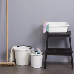 PlastTeam Rengøringsartikler|Tilbehør Til Kontor Og Værksted^Atlanta spand 5 L hvid