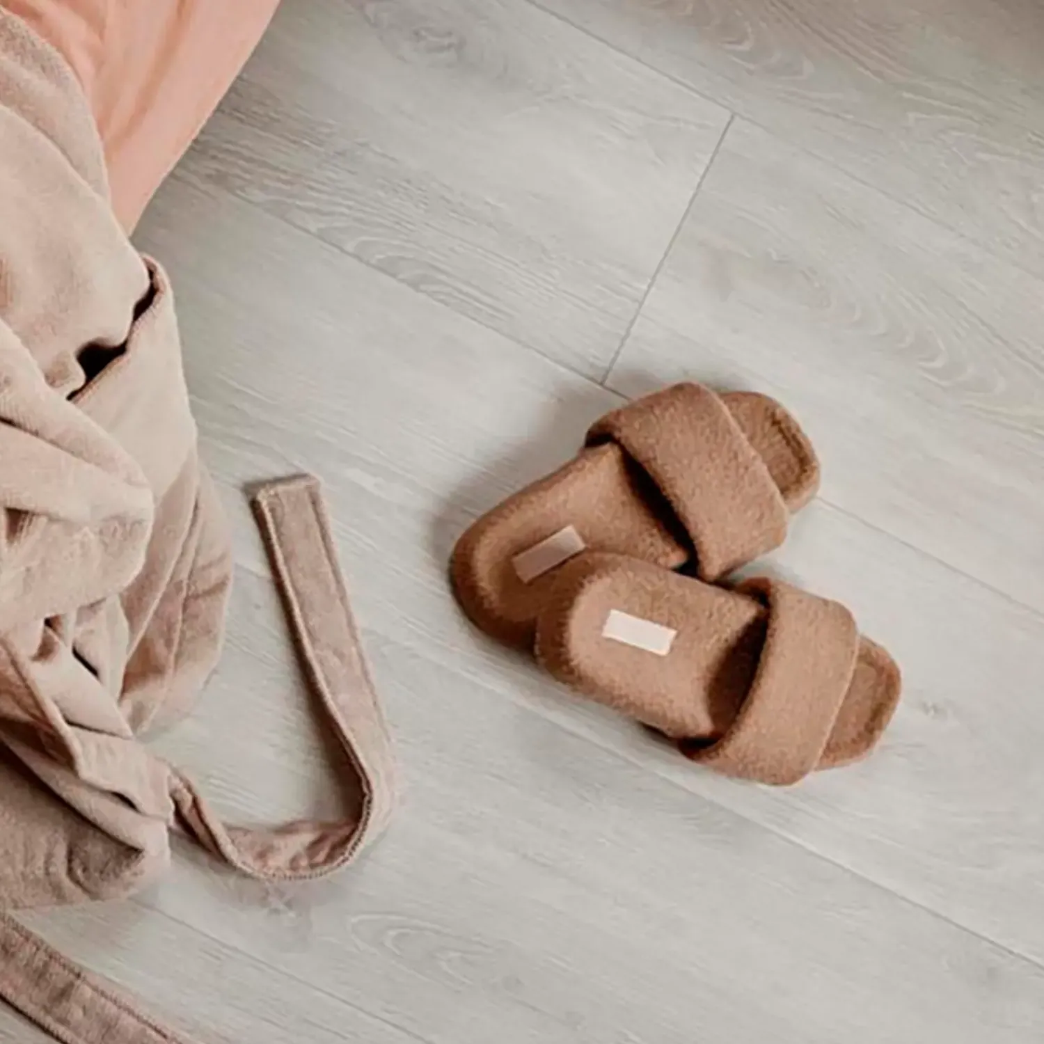 Discount BerryAlloc Ocean+ 8 XL laminatgulv Bloom silver grey 241x2038x8 mm