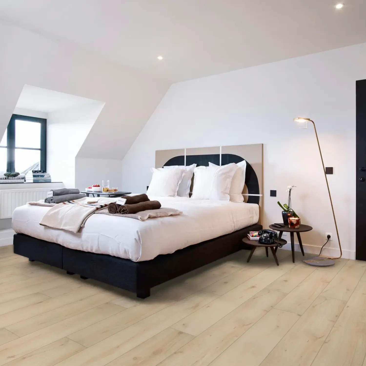 Hot BerryAlloc Ocean+ 8 XL laminatgulv Gyant XI light sand 241x2038x8 mm