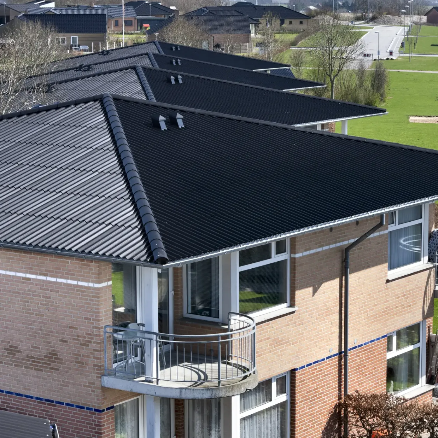 Swisspearl Bølgeplader^Bølgeplade B6-S HJ/HU sortblå 1090x1180 mm