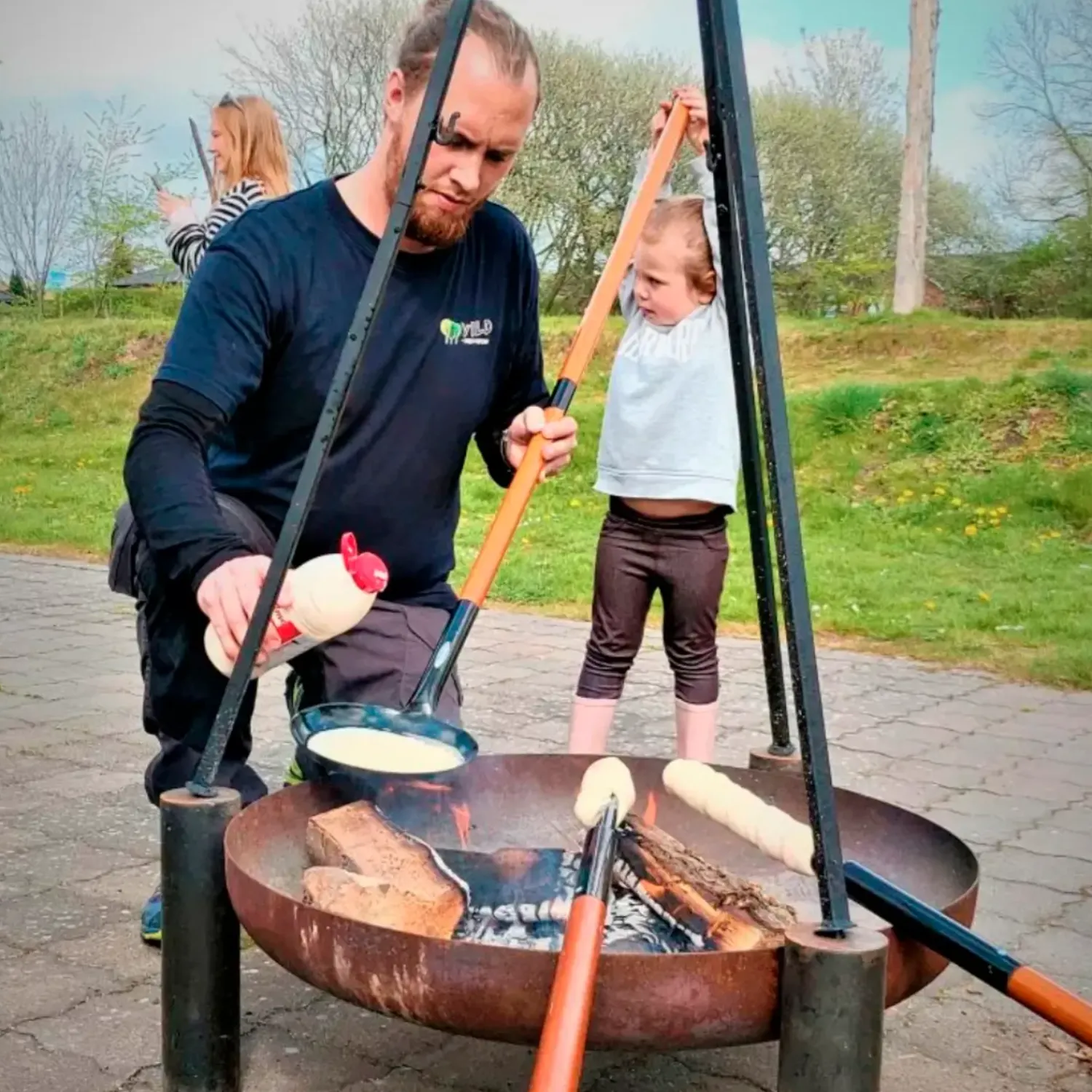 Discount Bon-fire bålgrill m. riste i støbejern/foldb. ben