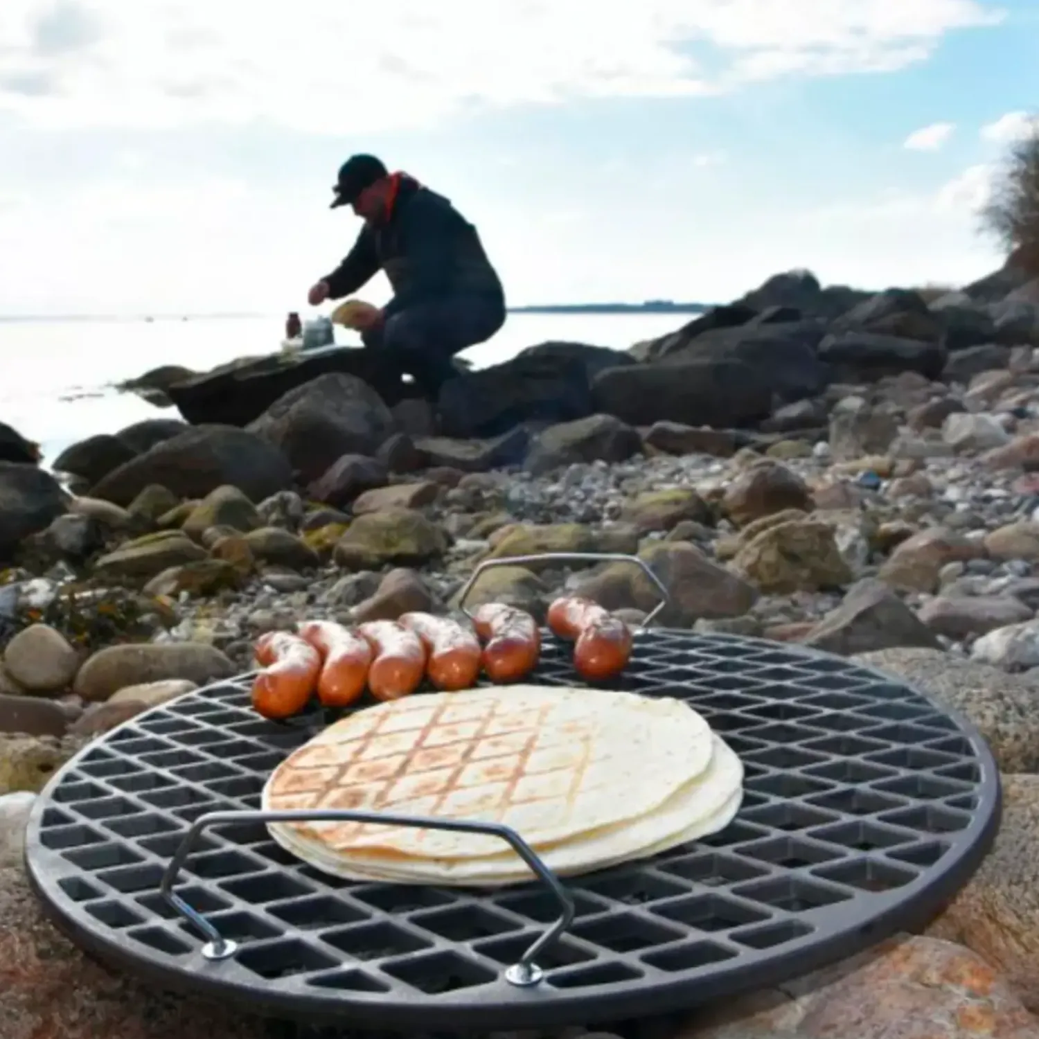 Bon-fire Bålsteder^tilbehørssæt med 4 snobrødspinde, 2 pandekagepander og 2 poptop