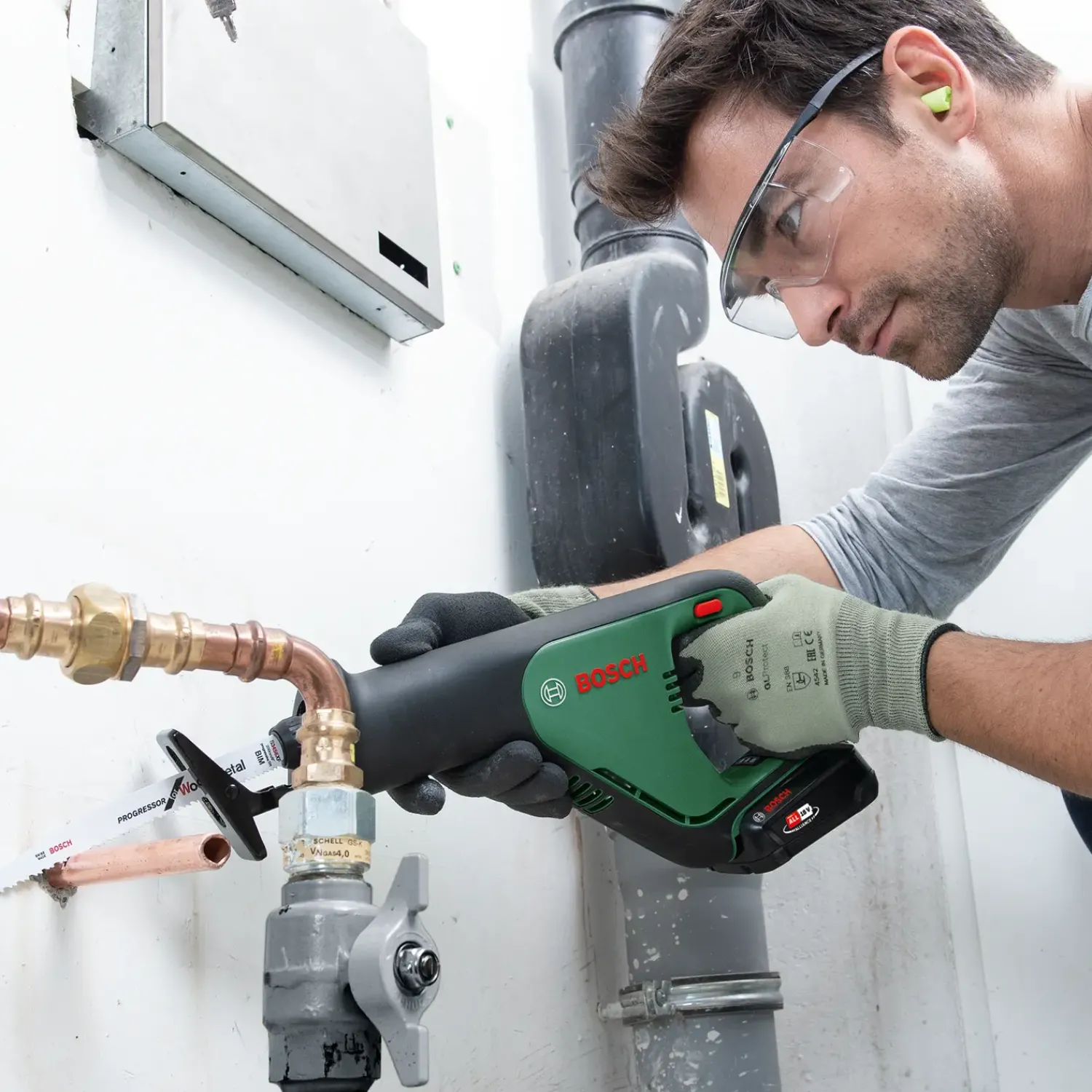 Outlet Bosch gør det selv Bosch ADV 18 V Li bajonetsav solo