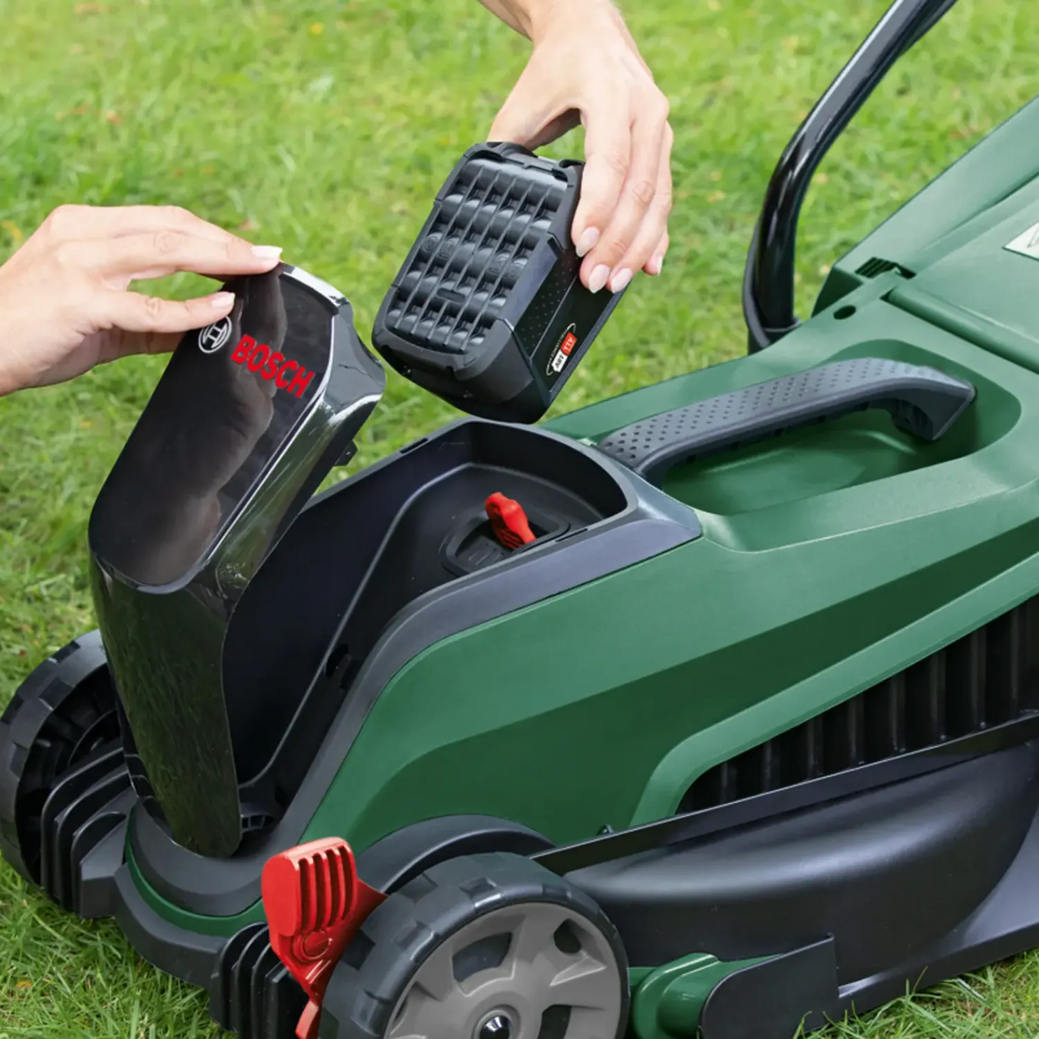 Bosch gør det selv Plæneklippere^Bosch Citymover 32-300 18V plæneklipper 1x5.0 Ah batteri og lader