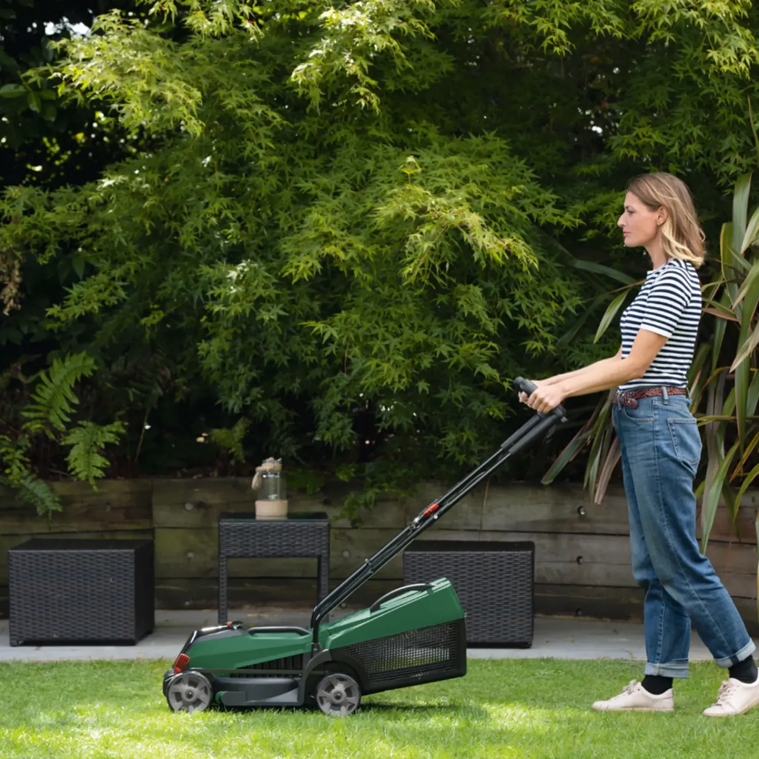 Bosch gør det selv Plæneklippere^Bosch Citymover 32-300 18V plæneklipper 1x5.0 Ah batteri og lader