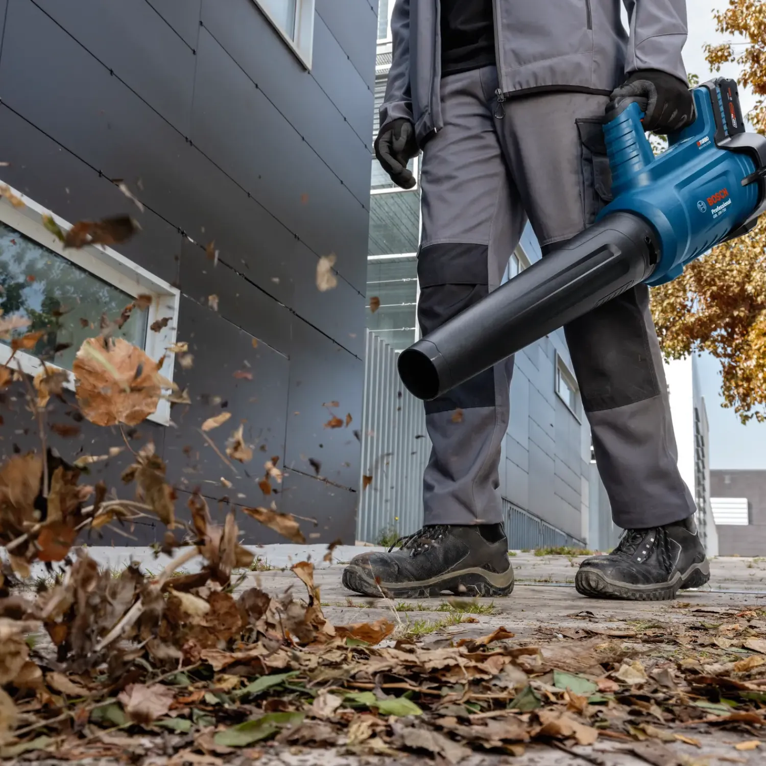Bosch Professional Løvsugere Og Løvblæsere^Bosch GBL 18V-750 PROFESSIONAL løvblæser solo