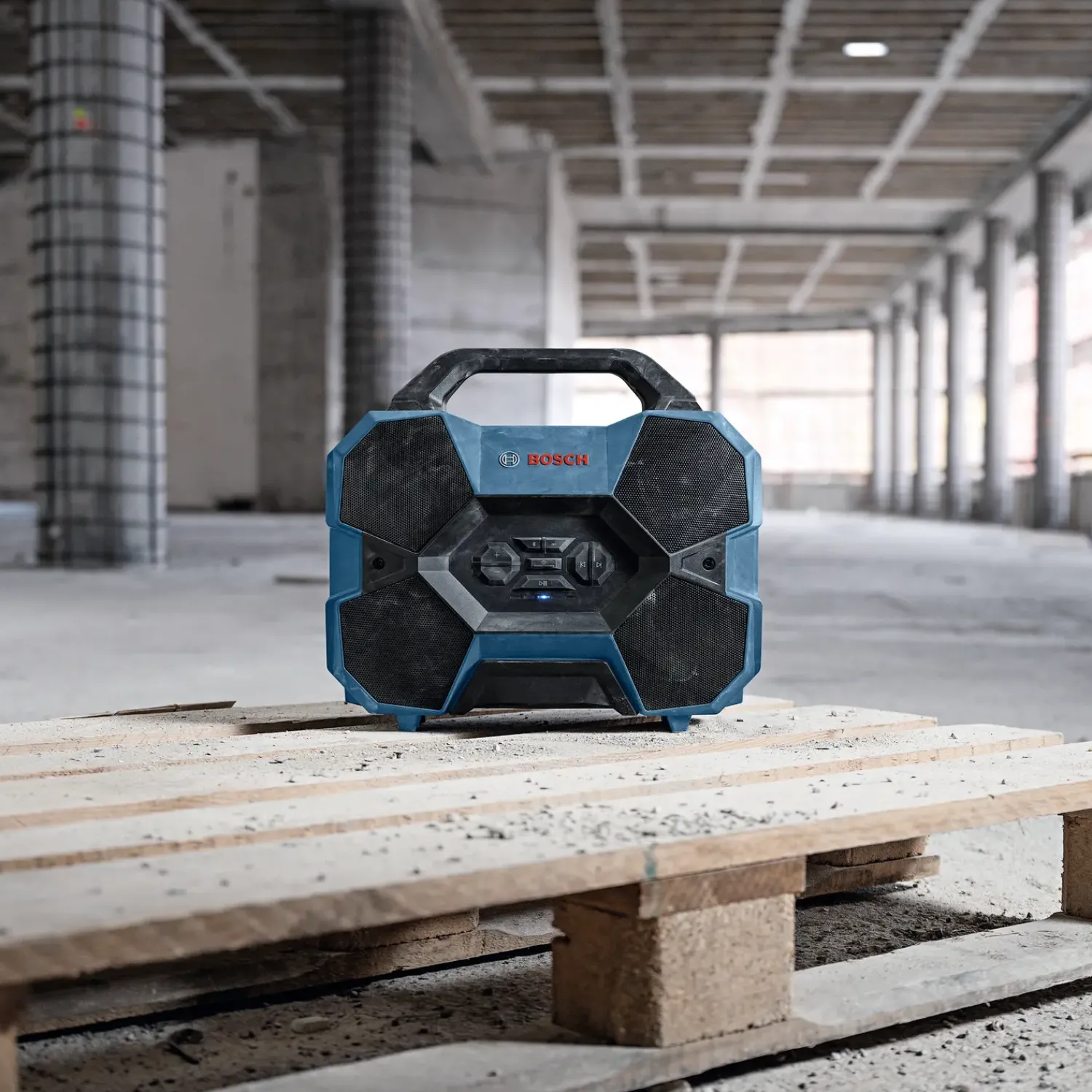 Bosch Professional Arbejdsradioer^Bosch GPB 18V-6 C bluetooth byggepladshøjtaler solo