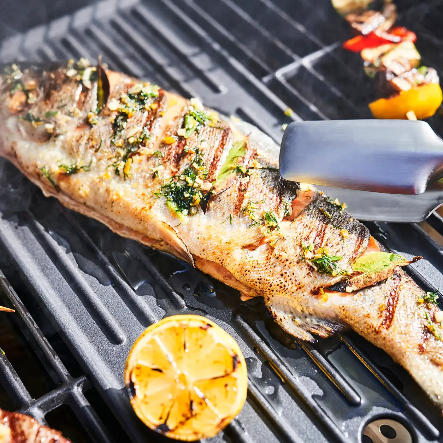 Discount Char-Broil Gas2Coal Special Edition 4 - hybridgrill (gasgrill/kulgrill) med 4 brændere