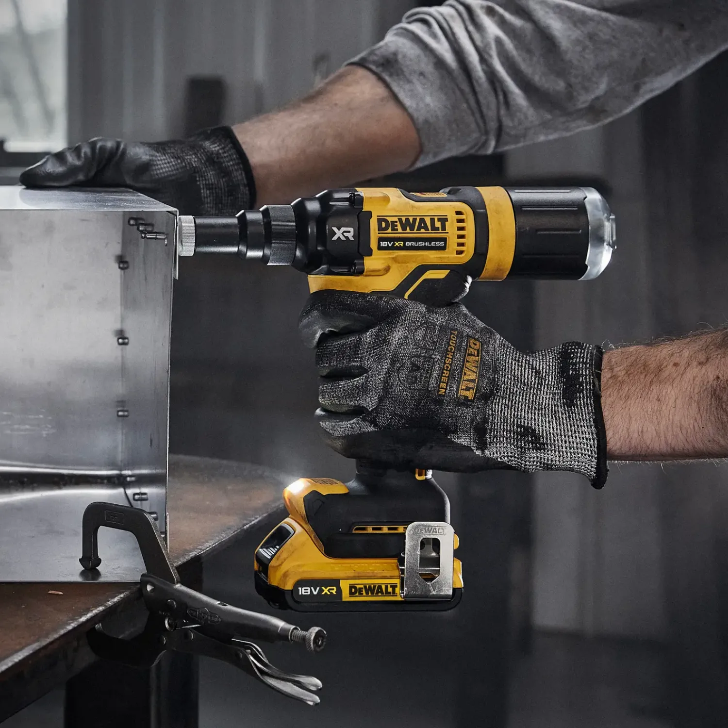 DeWALT Nitter^DCF403NT-XJ nittepistol 18V XR til 2,4-4,8 mm nitter solo