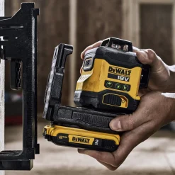 DeWALT Måleudstyr^DCLE34031N-XJ multilinjelaser solo