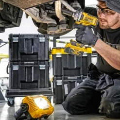 DeWALT Arbejdslamper^DCL077-XJ arbejdslampe 12V-18V LED