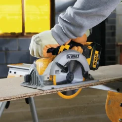 DeWALT Rundsave^DCS391N 18V rundsav solo