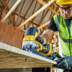 DeWALT Stiksave^DCS335N18V XR stiksav solo