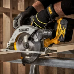 DeWALT Rundsave^DCS565N-XJ XR kulfri rundsav solo