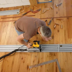 DeWALT Rundsave^DWS520KTR 55 mm dyksav med 1,5 m styreskinne