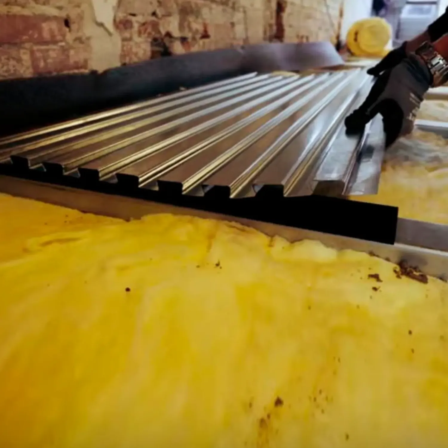 New Duofor Svalehale lyddæmpende strimmel 1x8x100 cm