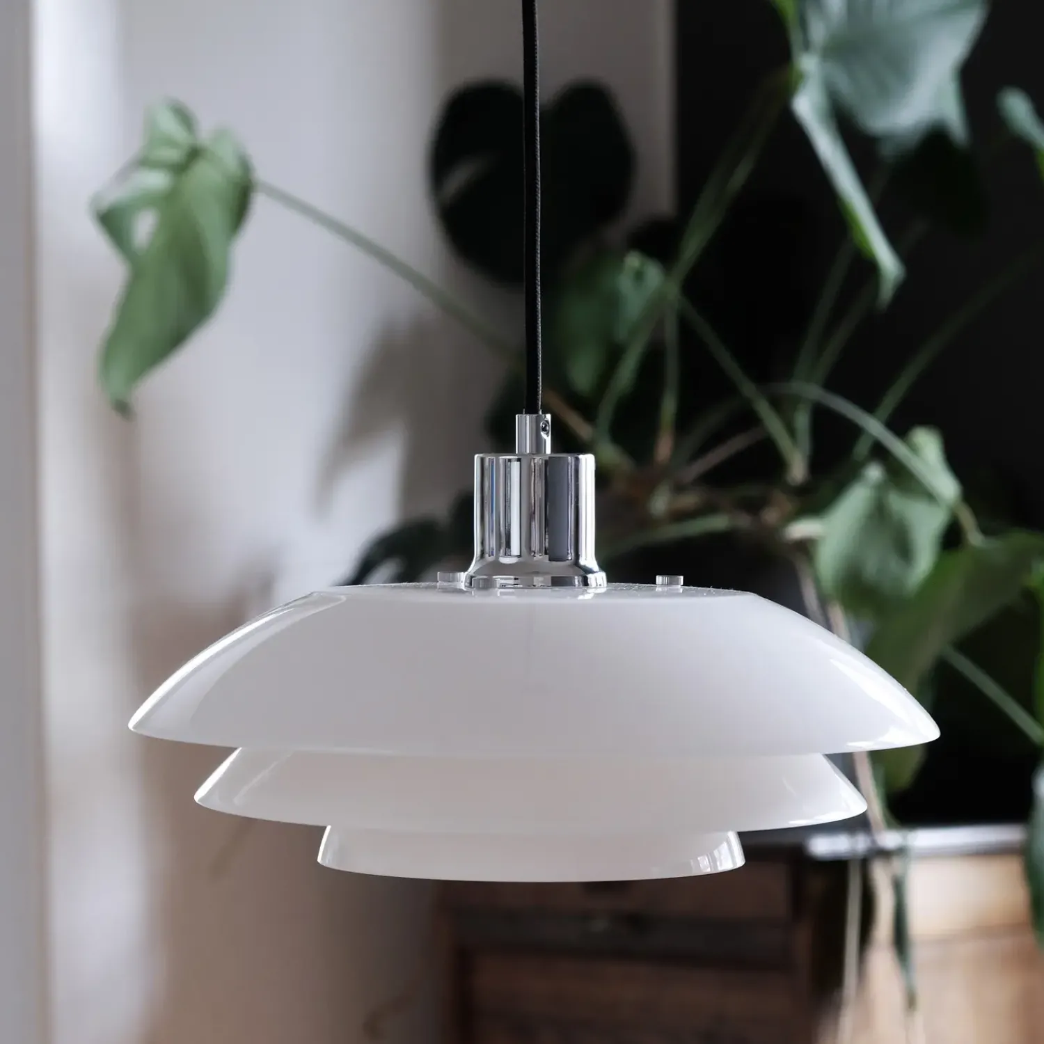 Pendler^Dyberg Larsen DL31 pendel Ø31 cm E27 opal glas