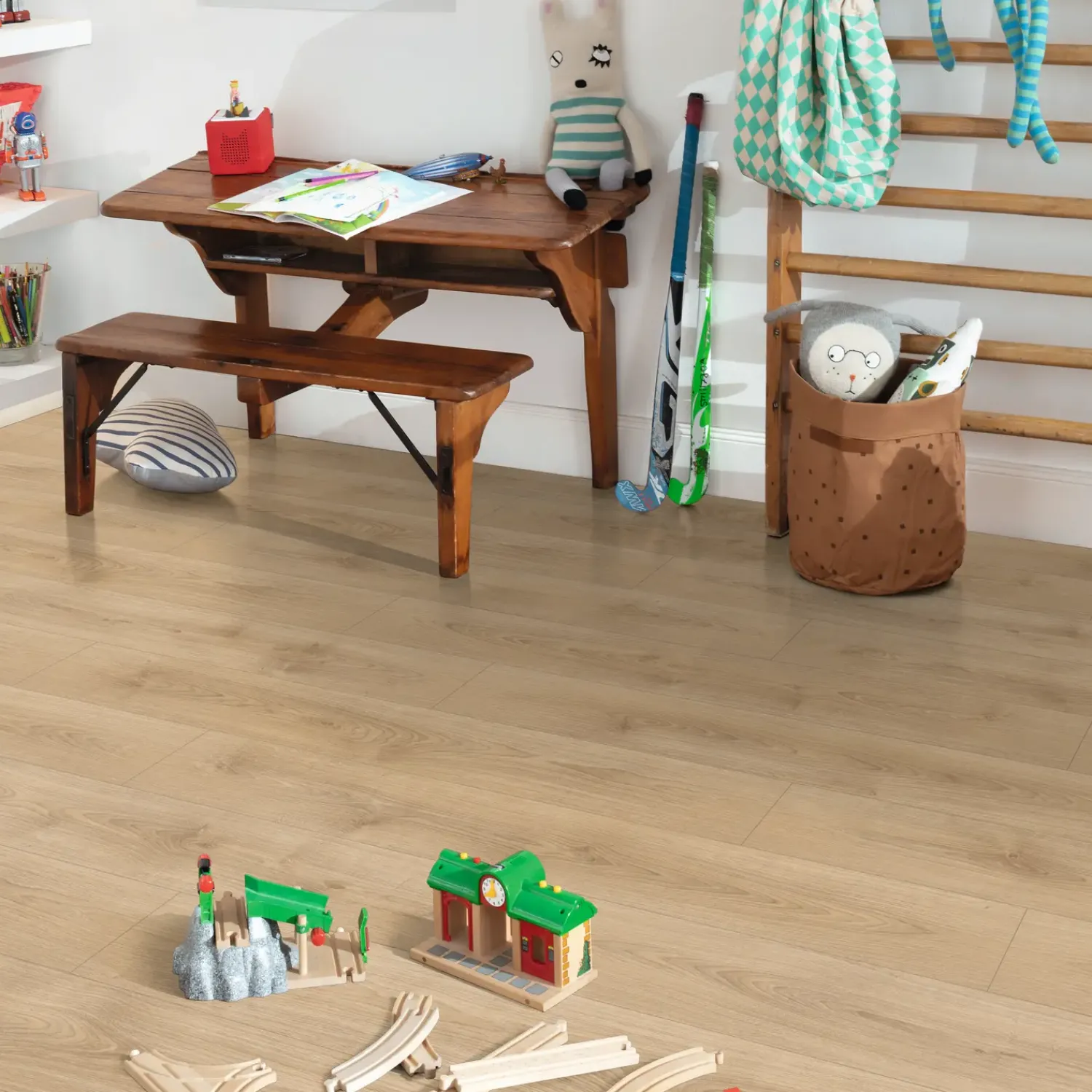 Egger Laminatgulve^NatureSense Sand North Oak laminatgulv, 8x193x1292 mm KL. 32 (EL2157)