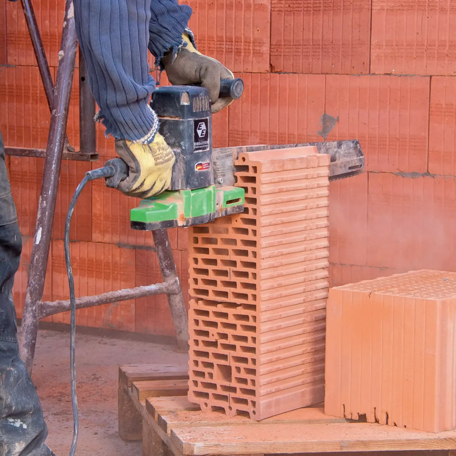 Discount Eibenstock alligatorsav 1800W