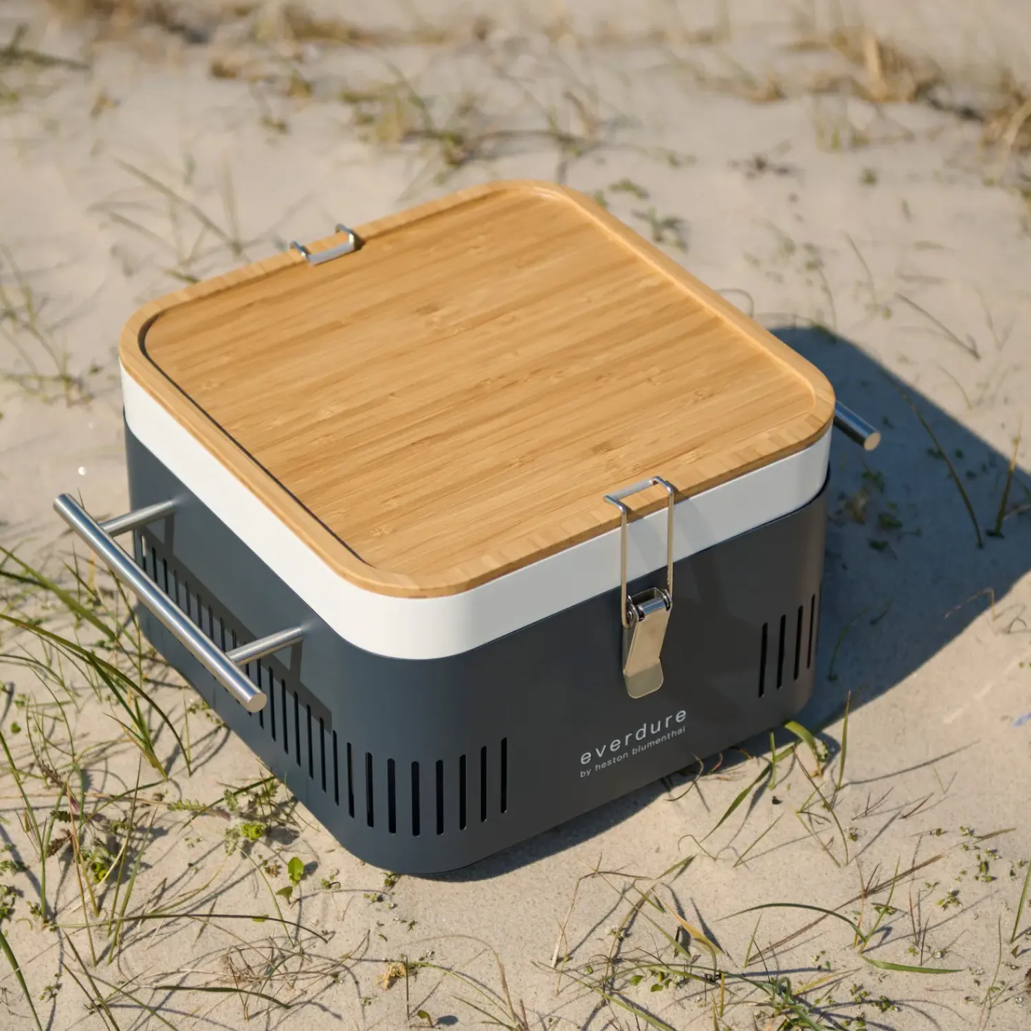 New Everdure CUBE kulgrill graphite