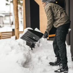 Fiskars Haveredskaber^sneskovl X serie