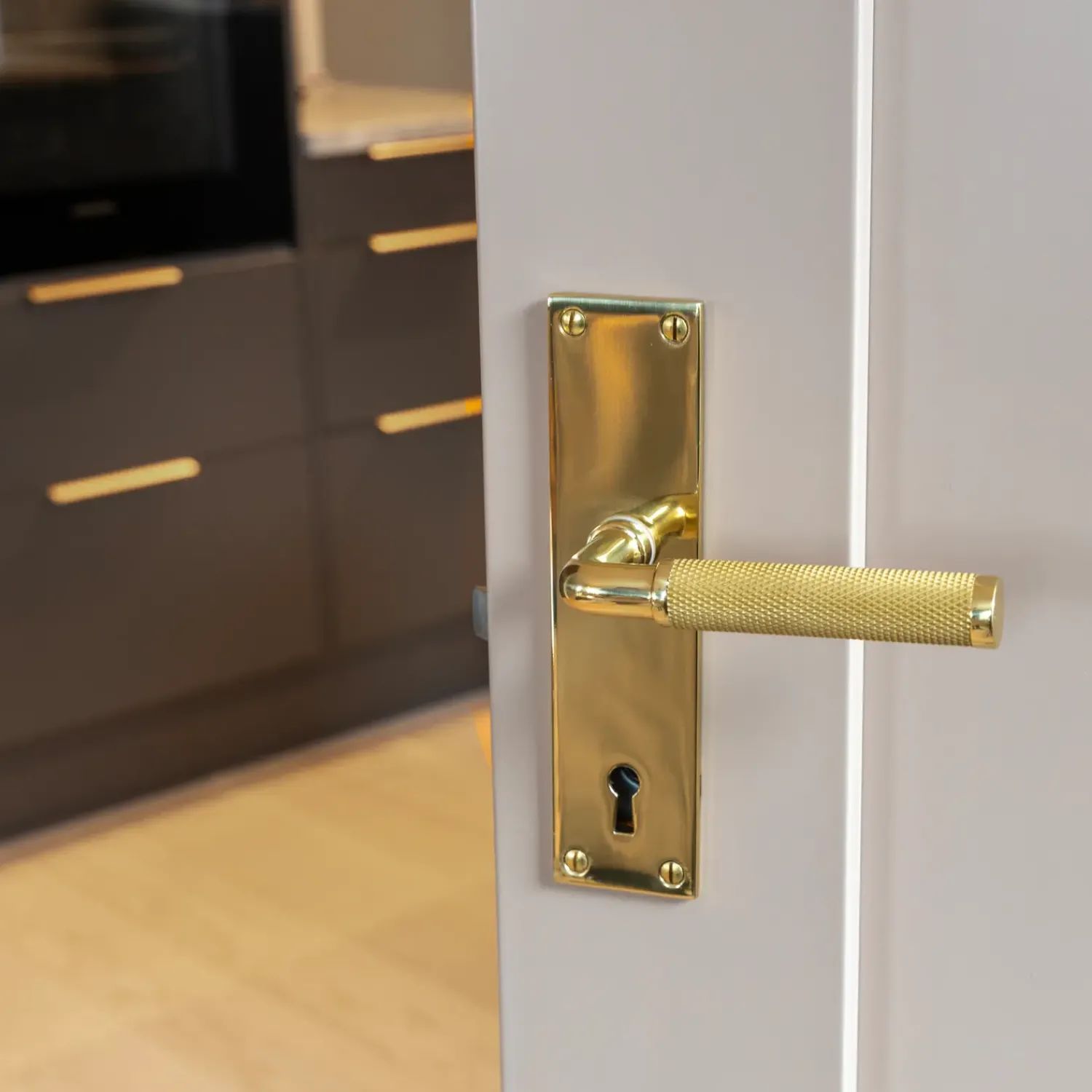 Outlet Habo dørgreb inkl. langskilt Lexington messing