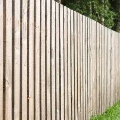 Outlet Hegnsbrædder gran trykimprægneret 16 x 100 mm x 1,8M