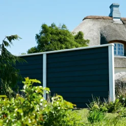 Frøslev træ Stolper Og Hegnspæle^Hjørnestolpe trykimprægneret sortmalet 97x97 mm længde 2,7 m