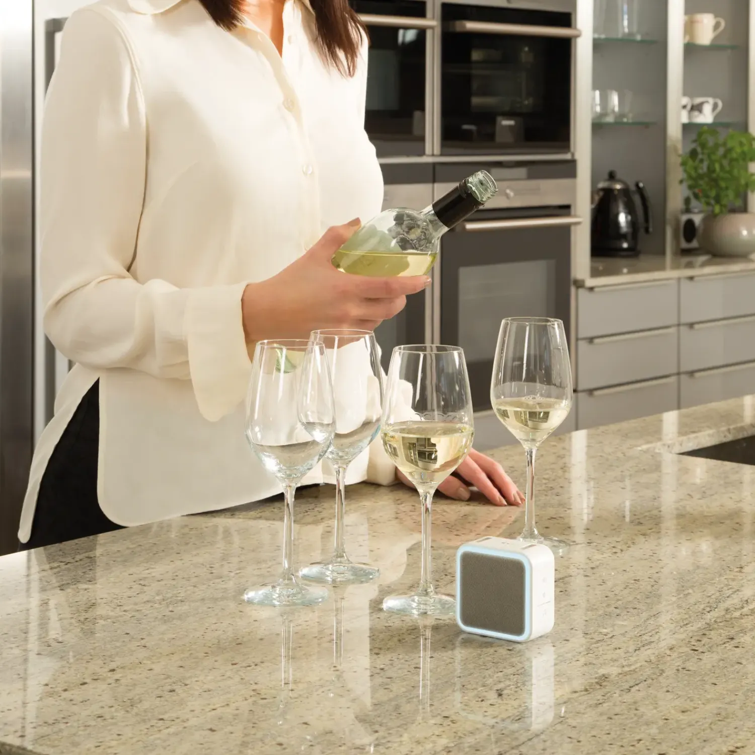 Discount Honeywell trådløs dørklokke med 6 toner, 84 DB med halo hvid