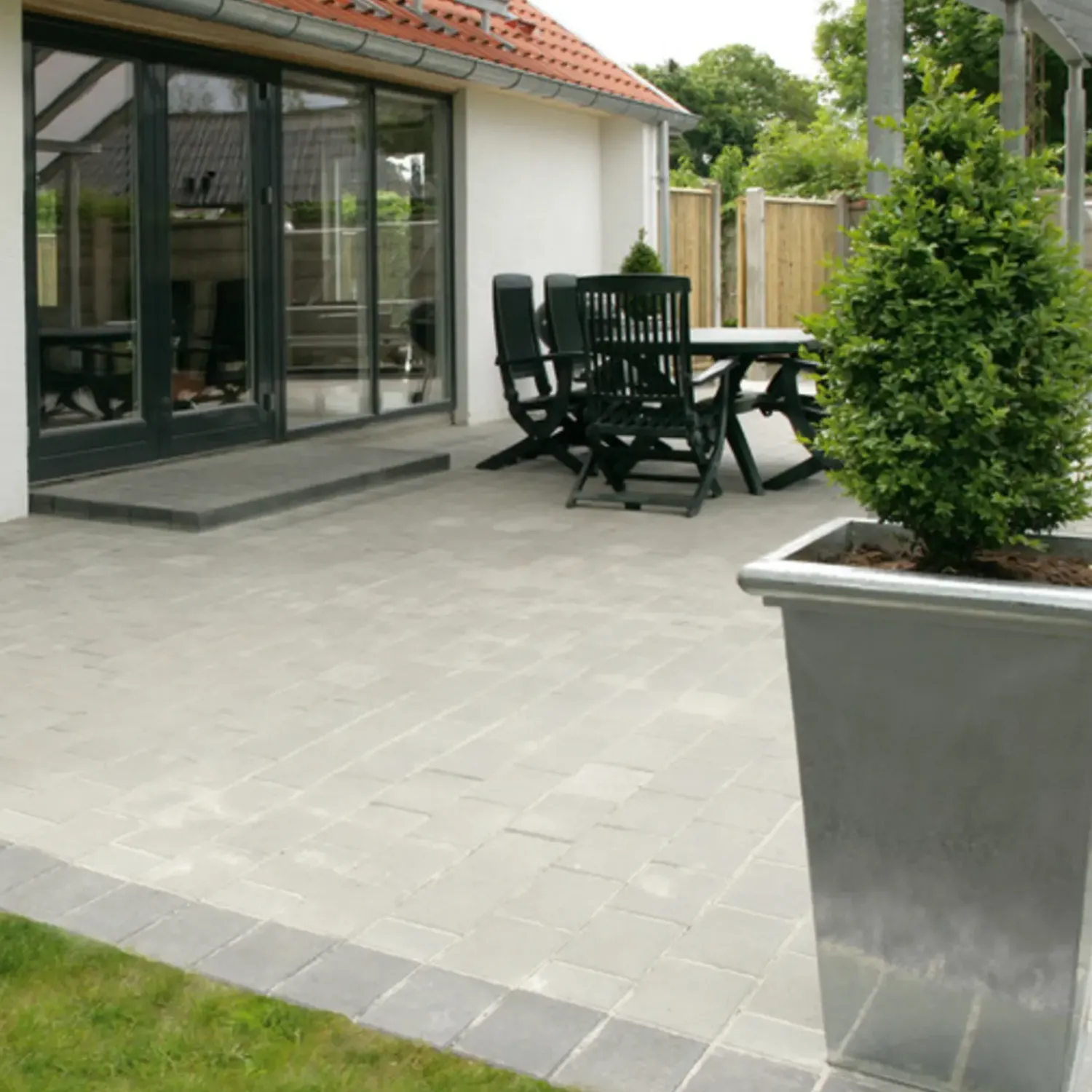 Betonfliser^IBF Bondesten - 14x21x5 cm gråmix