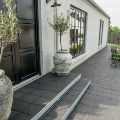 Online IBF Plus betonflise sort 30x30x6 cm