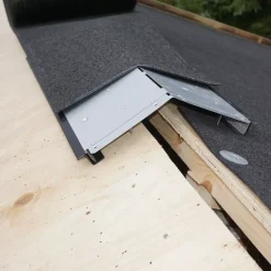 Isola Tagpap Og Tilbehør^svejseoverlag sort  0,33 x 7 m