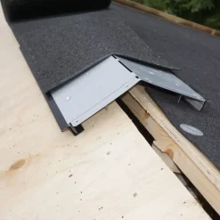 Best Isola svejseoverlag sort 0,67x7 m