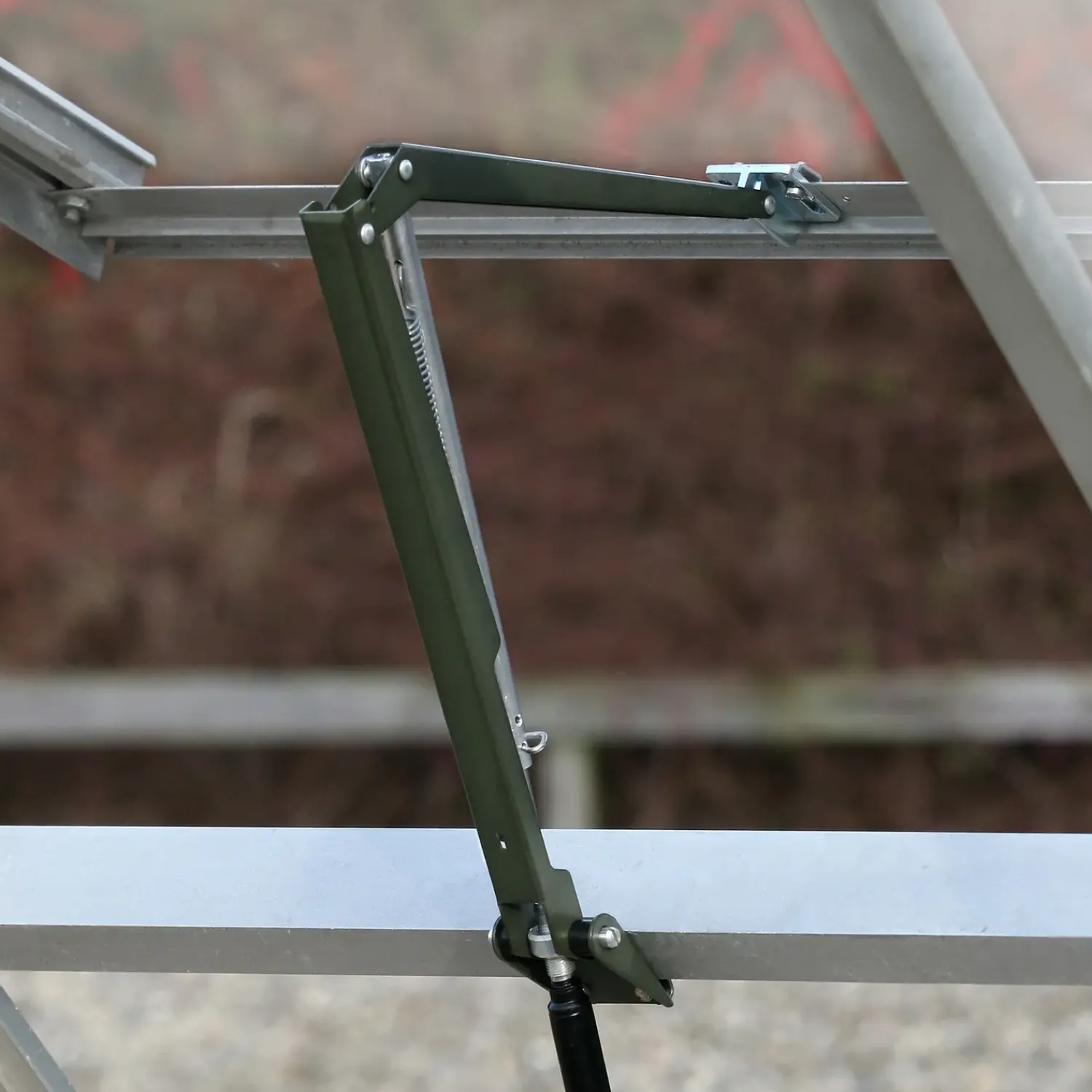 Online Juliana Gartner 16,2 m² drivhus alu/sort med 3mm hærdet glas