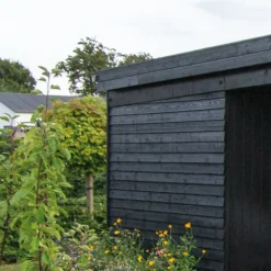 Klinkbeklædning^Klinkbekædning gran m/fer og not 25x150 mm (22x145) x 3,6M sortmalet