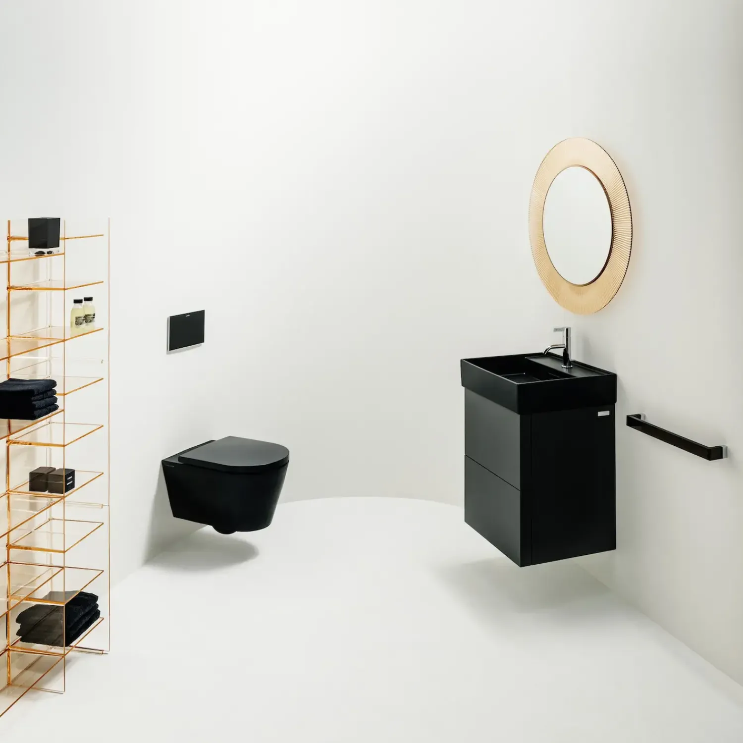 New Laufen Kartell væghængt toilet Glossy sort