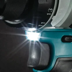 Makita Bore- Og Skruemaskiner^DHP486RTR-DAV slagboremaskine 18V inkl. 2x5,0 Ah batteri og lader