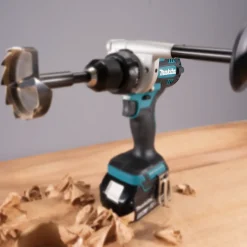 Makita Bore- Og Skruemaskiner^DHP486RTR-DAV slagboremaskine 18V inkl. 2x5,0 Ah batteri og lader