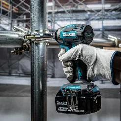 New Makita DTD173Z slagskruetrækker 1/4