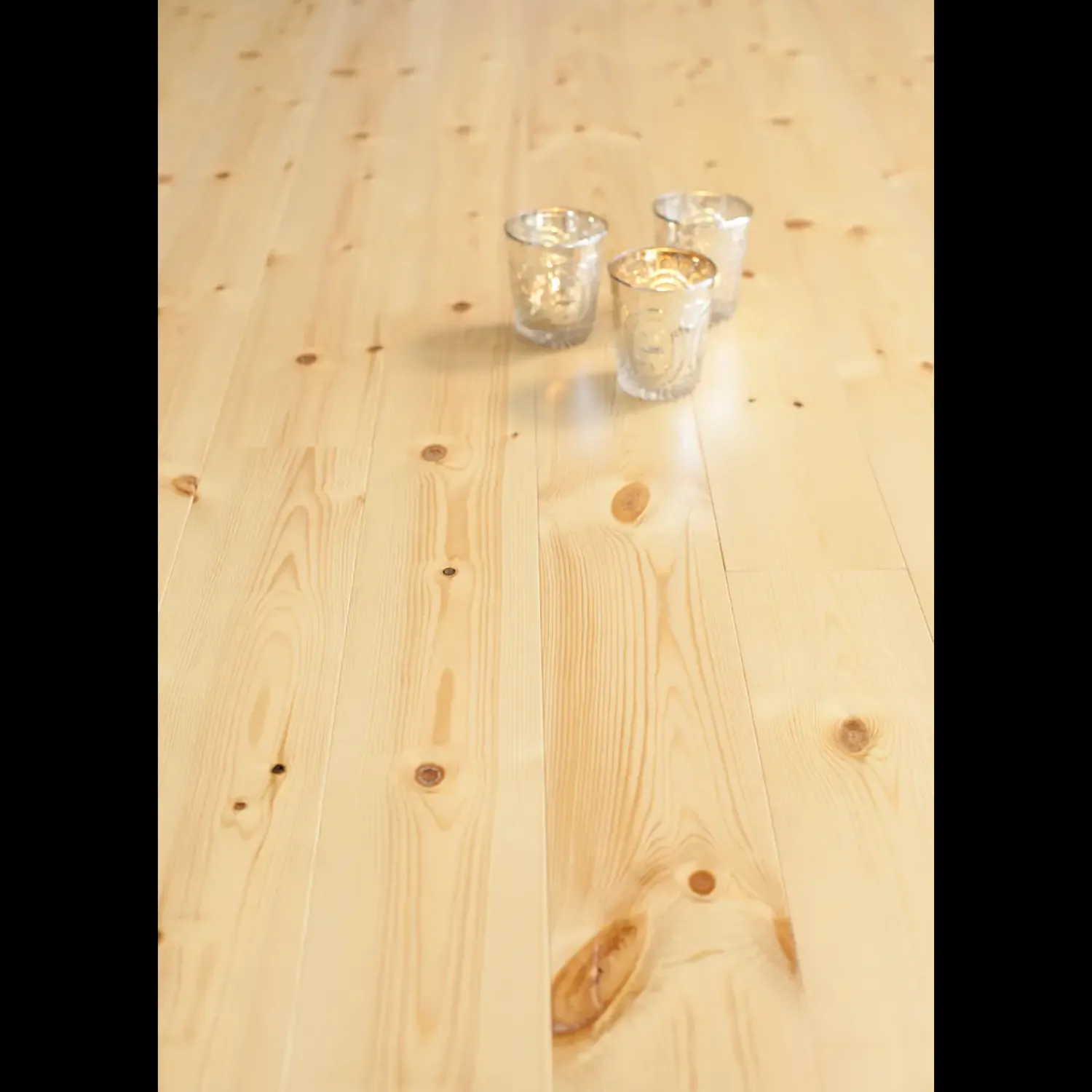 Trægulve^Massiv fyrretræsgulv massiv natur arctic 20x135 mm