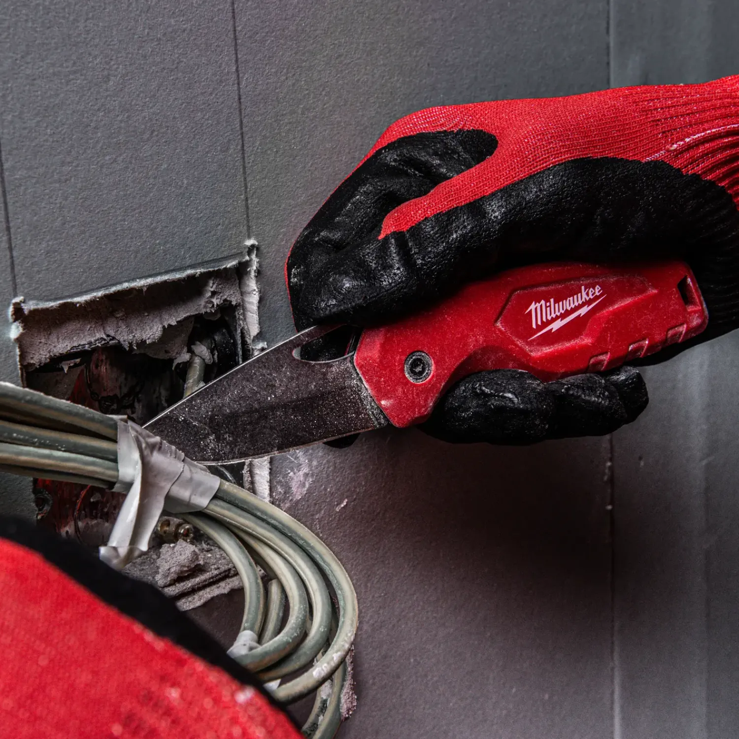 Milwaukee Sakse, Knive Og Blade^FASTBACK 6 i 1 multikniv