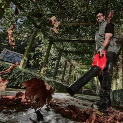 Milwaukee Løvsugere Og Løvblæsere^løvblæser M18 FBLG3-0