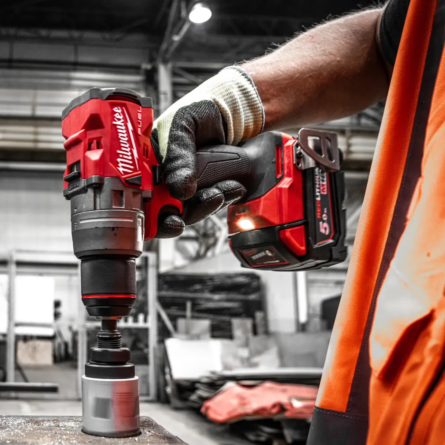 Milwaukee Bore- Og Skruemaskiner^M18™ Fuel™ FDP3-502X slagboremaskine 2x5,0Ah batteri/lader og HD boks