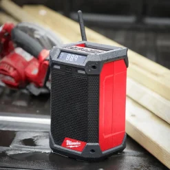 Sale Milwaukee M12 RCDAB+-0 12V arbejdsradio FM/DAB+