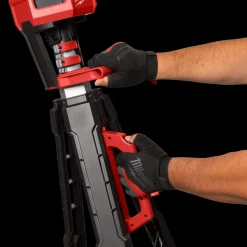 Milwaukee Arbejdslamper^M18 SAL-0 18V arbejdslampe på stativ solo