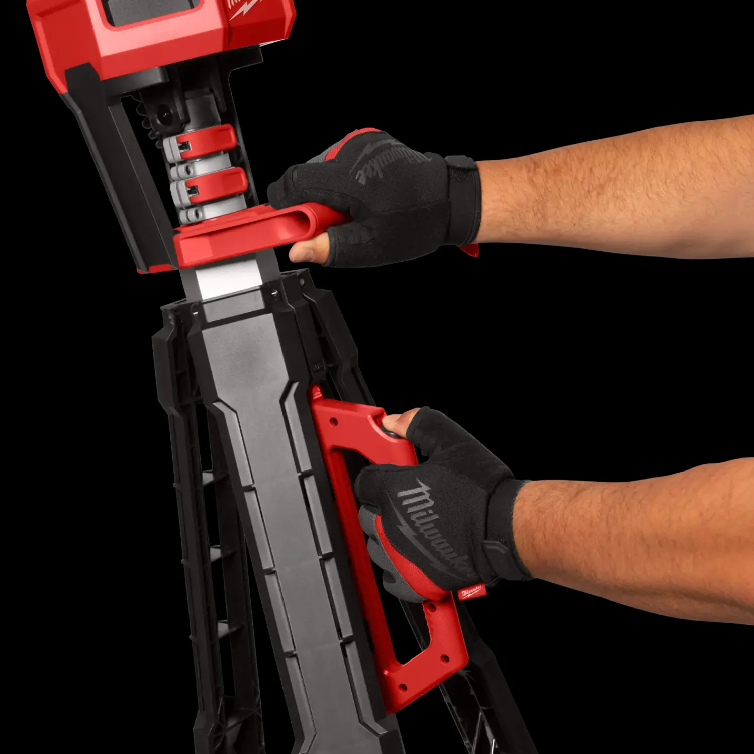 Milwaukee Arbejdslamper^M18 SAL-0 18V arbejdslampe på stativ solo