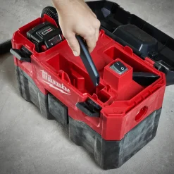 Milwaukee Støvsugere^M18 VC2 -0 18V våd/tør-støvsuger solo