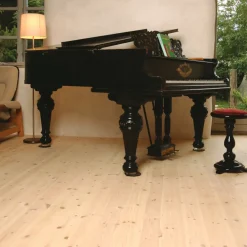 Trægulve^Moelven massiv fyrretræsgulv ubehandlet 30x135 mm