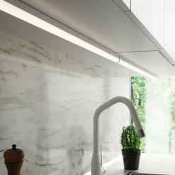 Lysarmaturer^Nordlux Renton 30 lysrørsarmatur hvid LED 31,2x2,4x3,4 cm