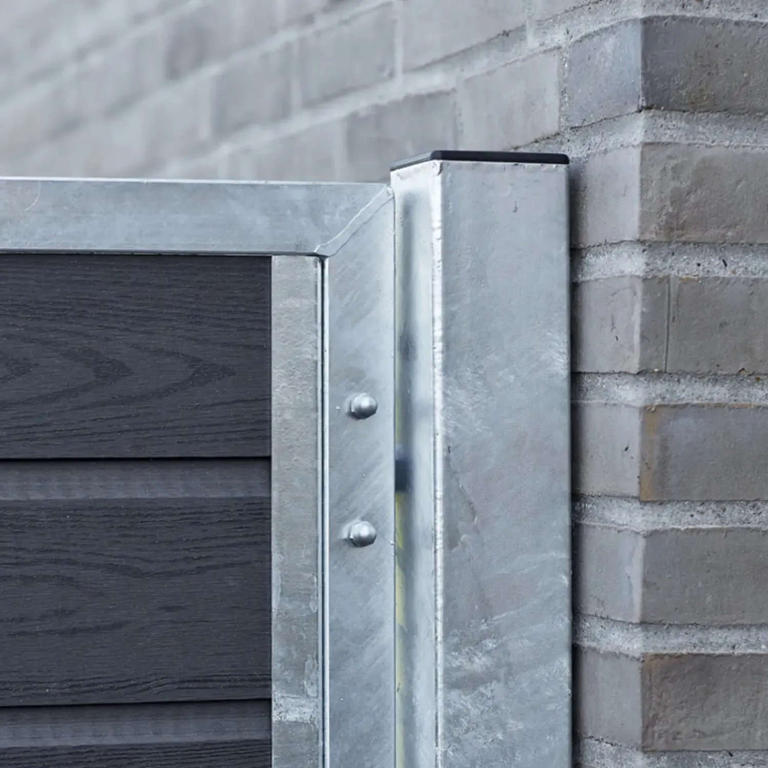 Plus Havelåger^Artura dobbeltlåge m/stålstolpe højrehængt 197x135 cm gråsort